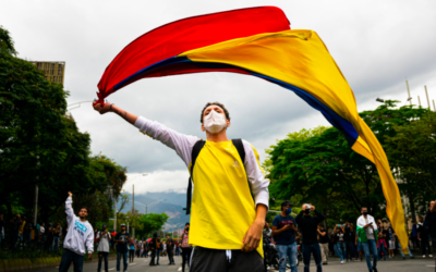 300 grupos de derechos humanos piden al Consejo de Derechos Humanos que exija el fin de la violencia contra los manifestantes en Colombiaprensa cajar